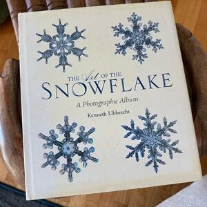 The Art of the Snowflake Photographic Book